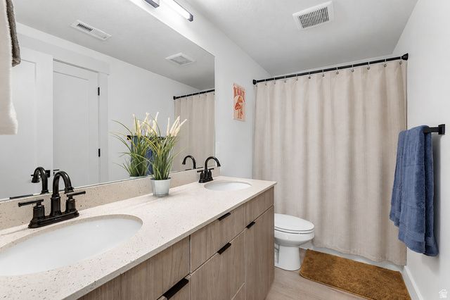 760 S MILLER AVE, North Salt Lake, UT 84054
