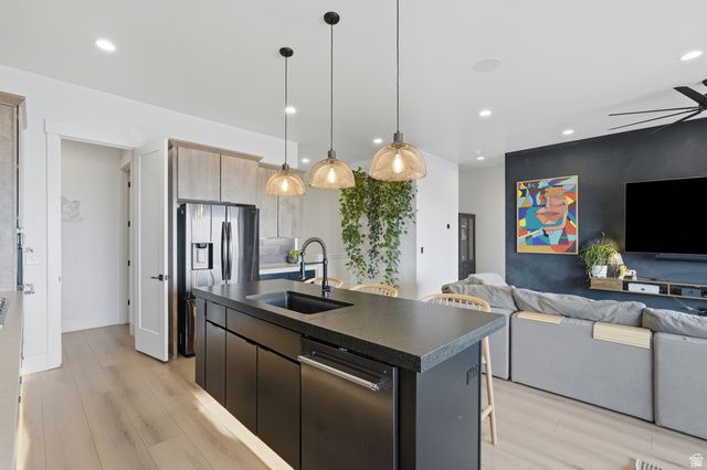 760 S MILLER AVE, North Salt Lake, UT 84054