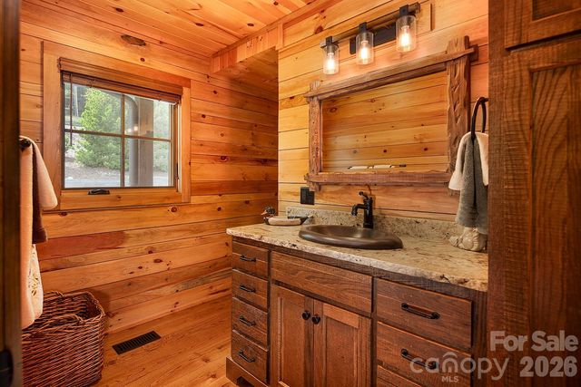 1329 Berry Hill Drive, Norwood, NC 28128
