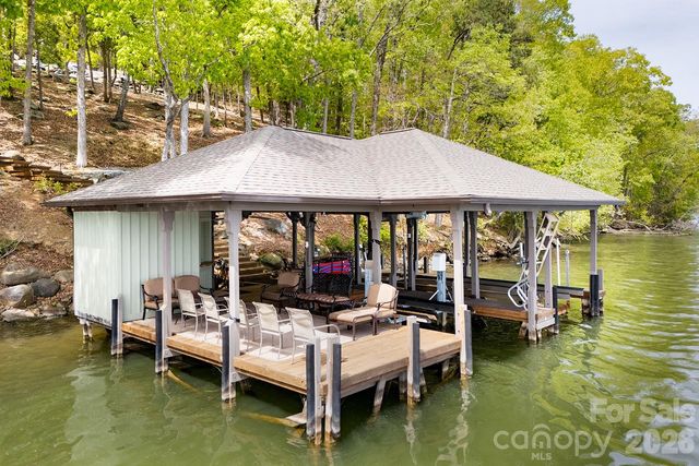 1329 Berry Hill Drive, Norwood, NC 28128