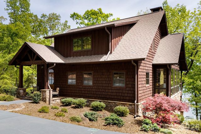 1329 Berry Hill Drive, Norwood, NC 28128
