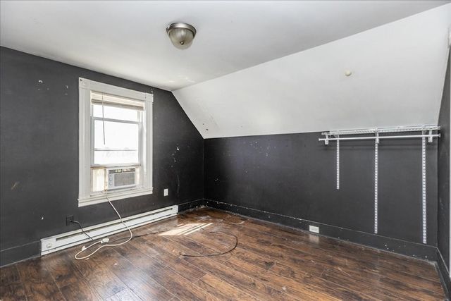 10 Green St, Leominster, MA 01453