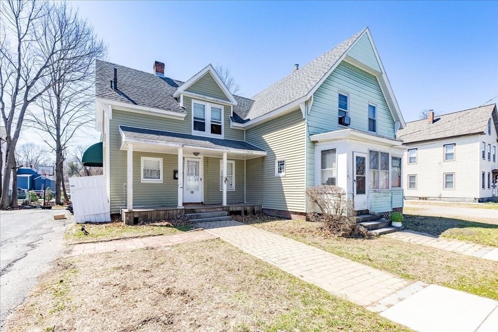 10 Green St, Leominster, MA 01453