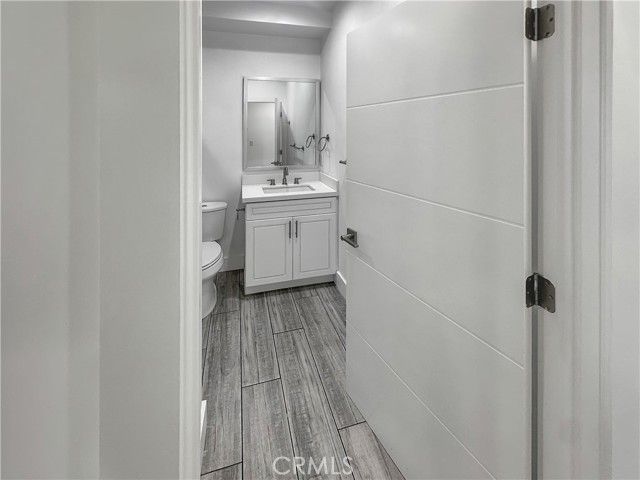 7125 S La Cienega Boulevard, Los Angeles, CA 90045