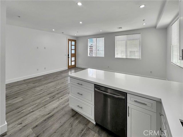 7125 S La Cienega Boulevard, Los Angeles, CA 90045