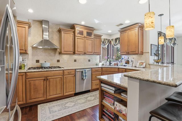 629 Reindeer Lane, Columbus, OH 43230