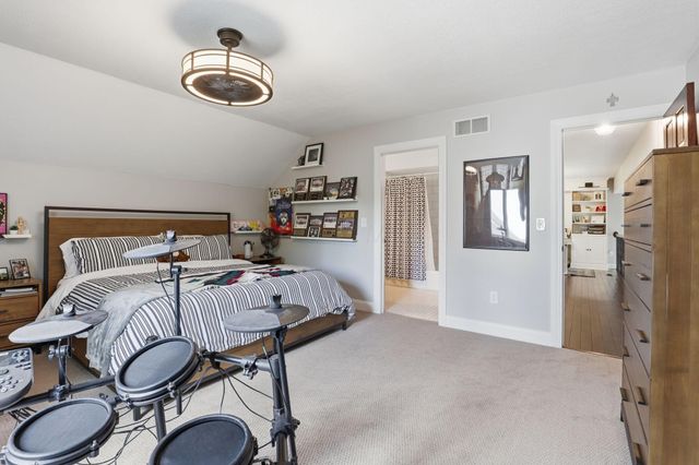 629 Reindeer Lane, Columbus, OH 43230