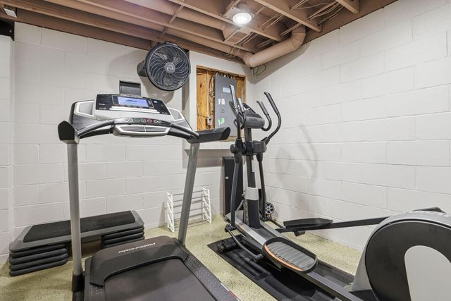 629 Reindeer Lane, Columbus, OH 43230