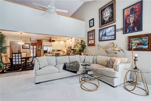 10 Bay Park, Penfield, NY 14580