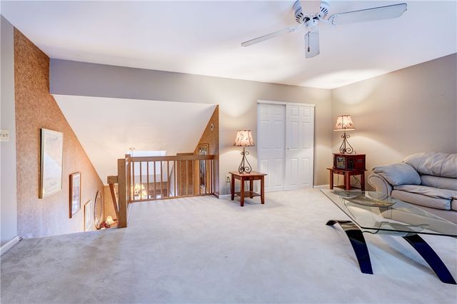 10 Bay Park, Penfield, NY 14580