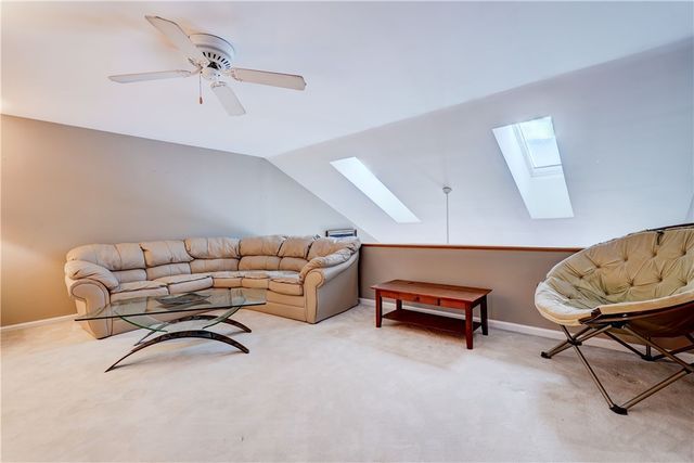 10 Bay Park, Penfield, NY 14580