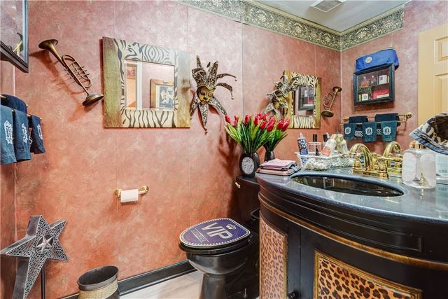 10 Bay Park, Penfield, NY 14580