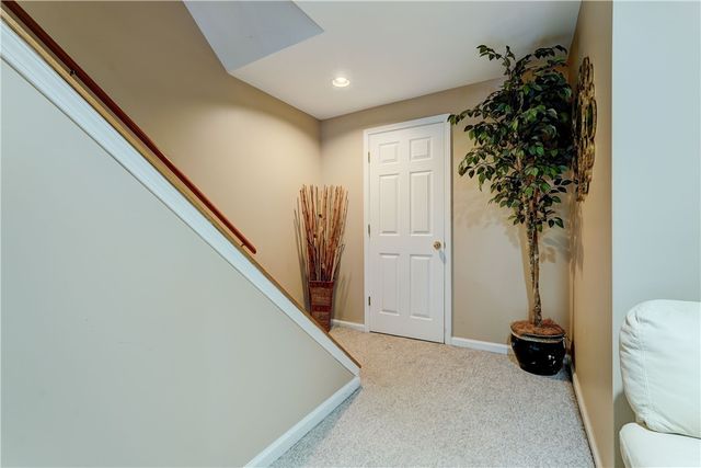 10 Bay Park, Penfield, NY 14580