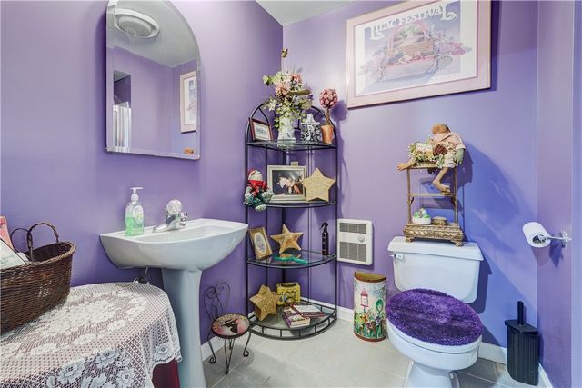 10 Bay Park, Penfield, NY 14580