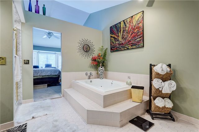 10 Bay Park, Penfield, NY 14580