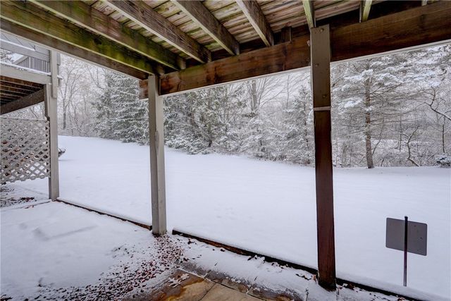 10 Bay Park, Penfield, NY 14580