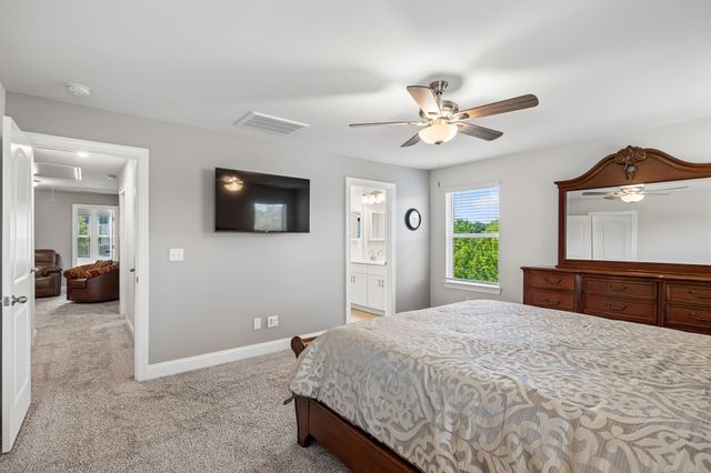 366 Coleman Ct, Columbia, TN 38401