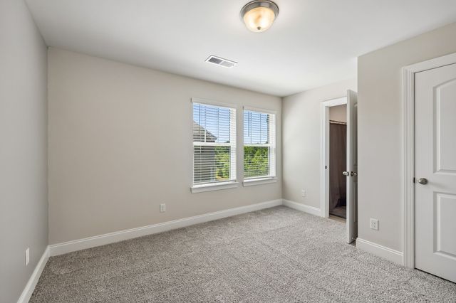 366 Coleman Ct, Columbia, TN 38401