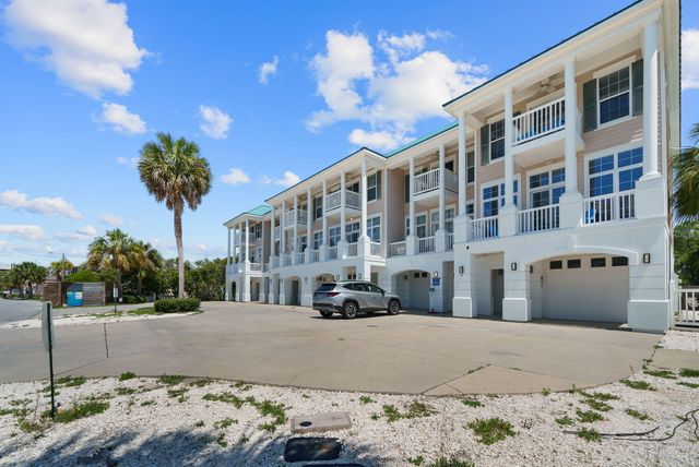 512 Dement Circle, APT F, Panama City Beach, FL 32407