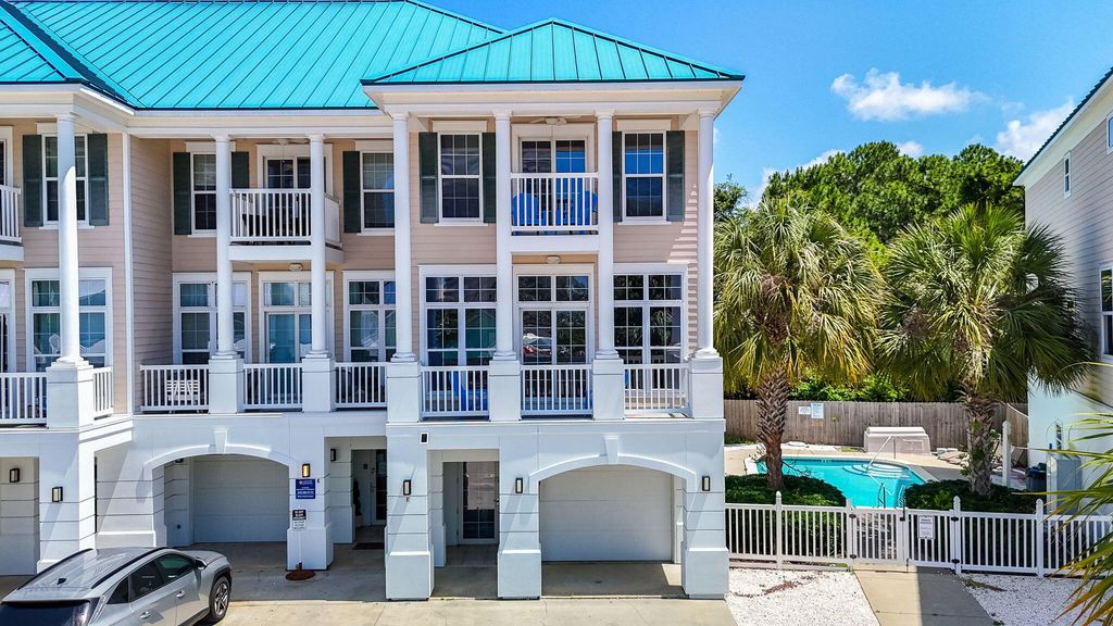 512 Dement Circle, APT F, Panama City Beach, FL 32407