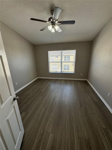9701 CARLSDALE DRIVE, Riverview, FL 33578