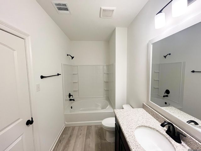 2096 Sherri's Way, Port Allen, LA 70767