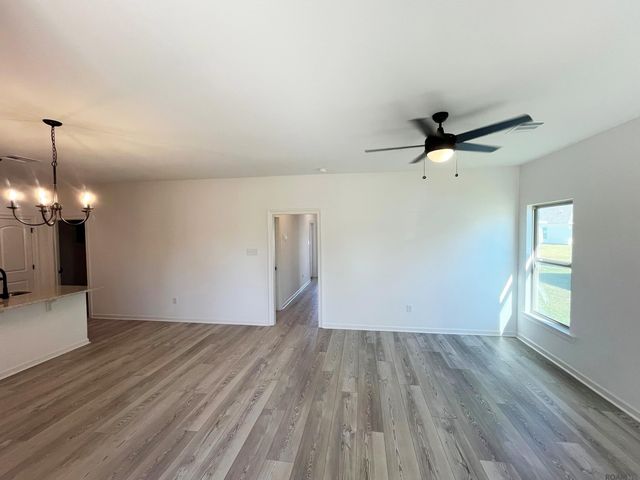 2096 Sherri's Way, Port Allen, LA 70767