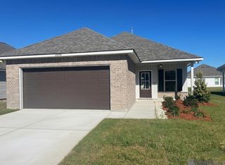 2096 Sherri's Way, Port Allen, LA 70767