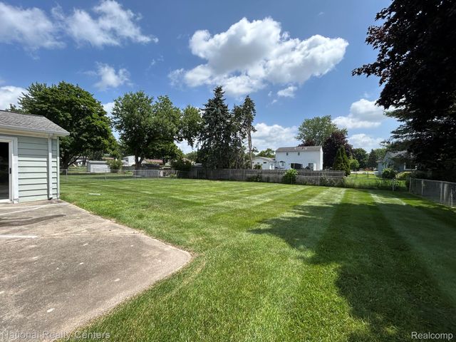2648 Campbellgate Drive, Waterford Charter Township, MI 48329