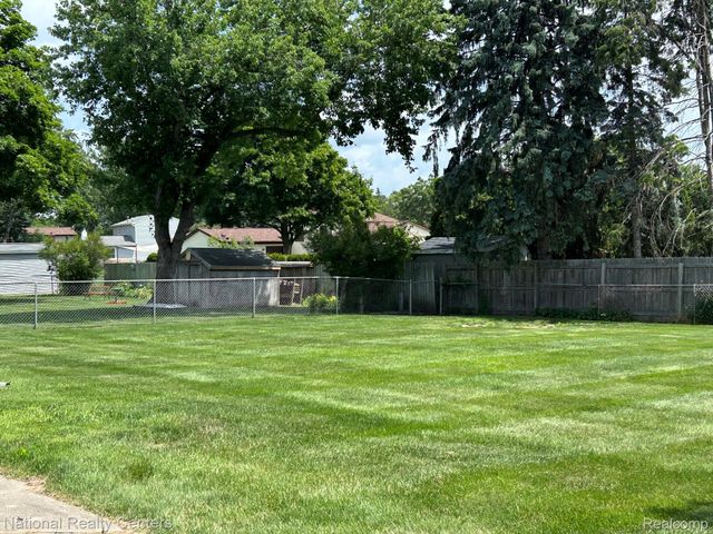 2648 Campbellgate Drive, Waterford Charter Township, MI 48329