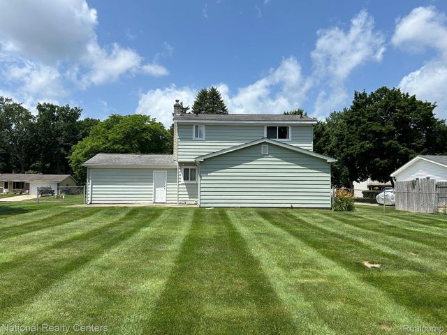 2648 Campbellgate Drive, Waterford Charter Township, MI 48329