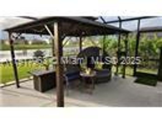 2271 SW Arlington Dr SW, Vero Beach, FL 32968