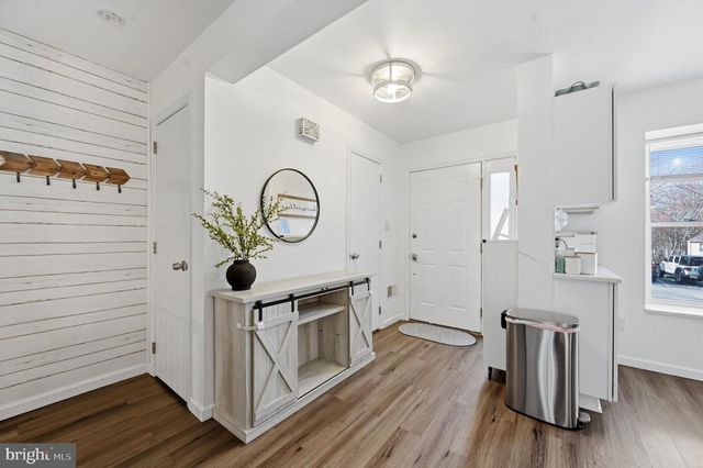 29 CABOT CT, Media, PA 19063
