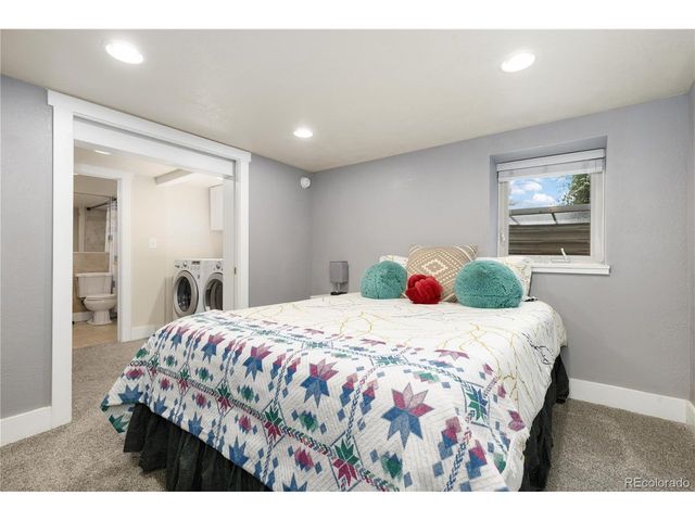 1331 Bellaire St, Denver, CO 80220