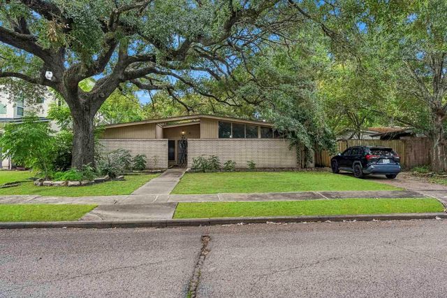 5107 Jackwood Street, Houston, TX 77096