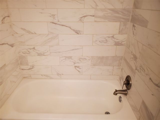 2905 Daniel Drive, Arlington, TX 76014