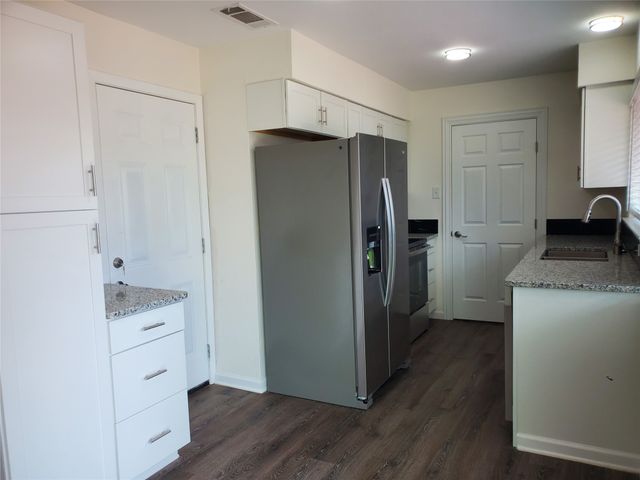 2905 Daniel Drive, Arlington, TX 76014