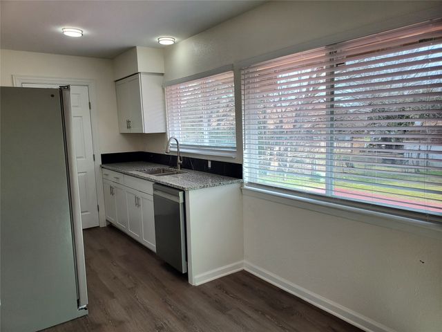 2905 Daniel Drive, Arlington, TX 76014