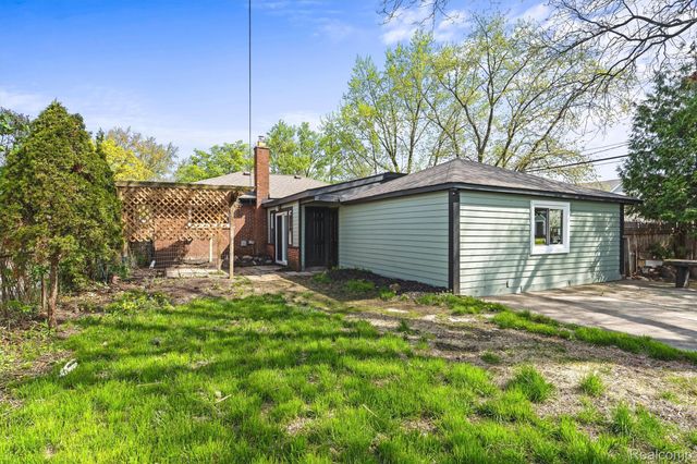 1622 Huron Avenue, Royal Oak, MI 48073