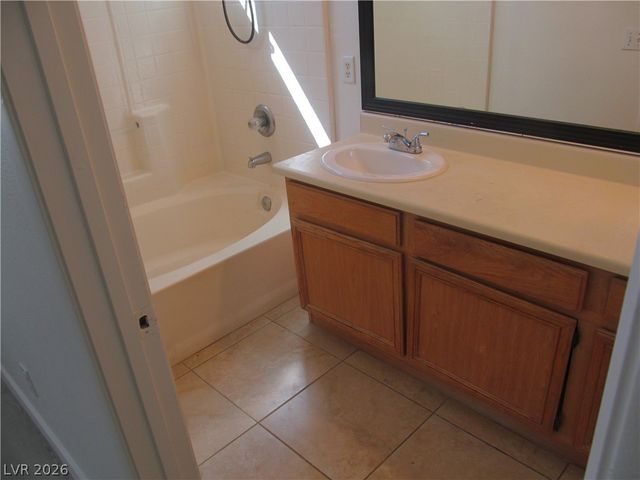 4045 Petya Street, Las Vegas, NV 89115