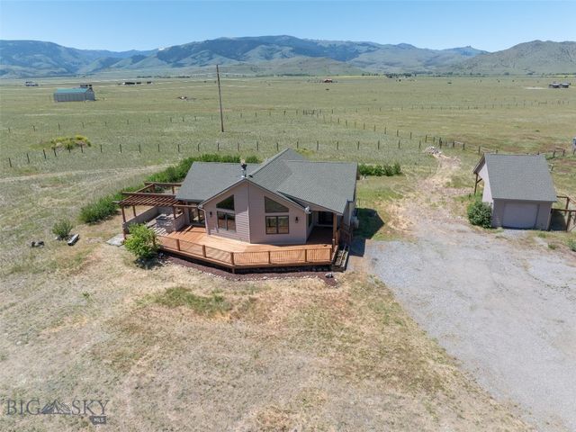 138 Inverness, Livingston, MT 59047