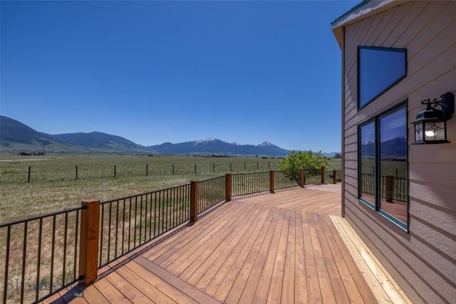 138 Inverness, Livingston, MT 59047