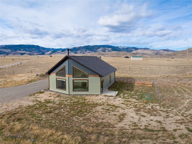 138 Inverness, Livingston, MT 59047