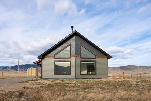 138 Inverness, Livingston, MT 59047