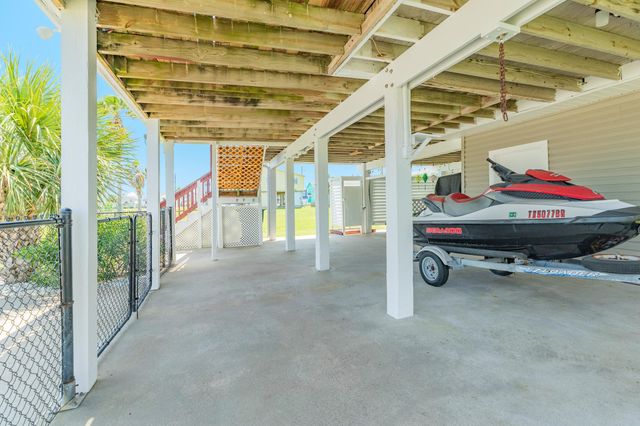 4134 Fort Bend Drive, Galveston, TX 77554