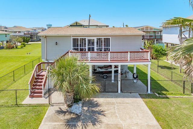 4134 Fort Bend Drive, Galveston, TX 77554