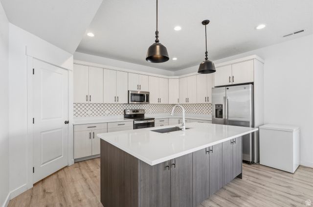 244 N 200 E, Salem, UT 84653