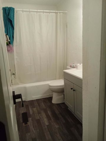 706 COYNE Street, Miami, OK 74354