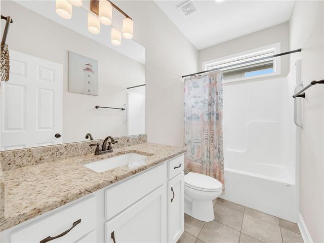 4916 Tallgrass Street, Leavenworth, KS 66048