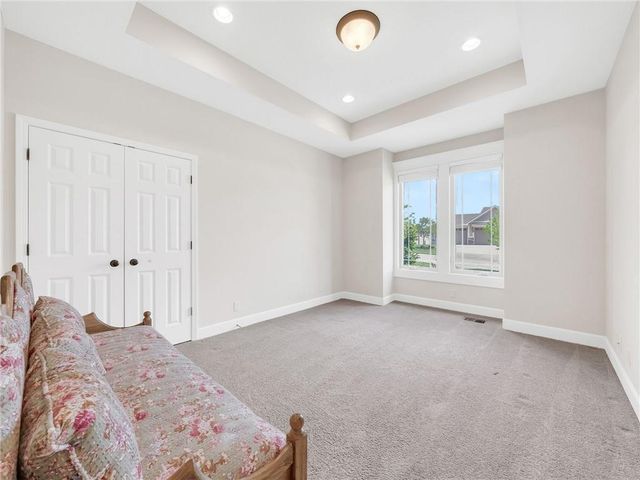 4916 Tallgrass Street, Leavenworth, KS 66048